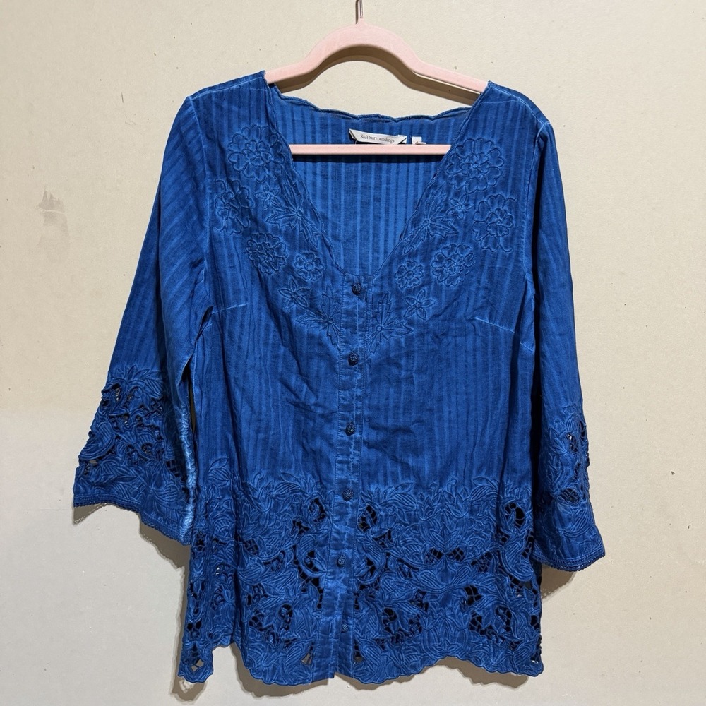 Soft Surroundings Blue Embroidered Eyelet Lace Button Front Blouse Top M